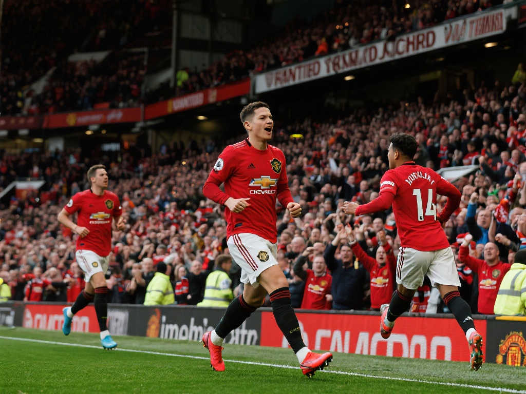 己在中场的 己在中场的