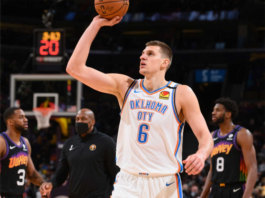 他几乎成为 他几乎成为